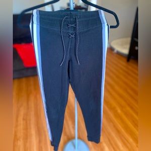 VS Pink high waisted tie front leggings